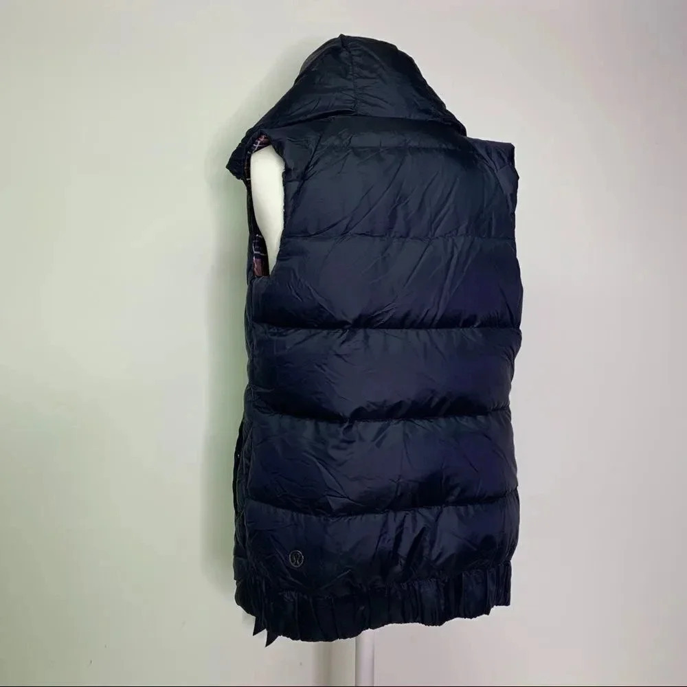 Lululemon The Fluffiest Vest Down Feather Reversible Plaid or Navy Blue Size 2 - Picture 9 of 10